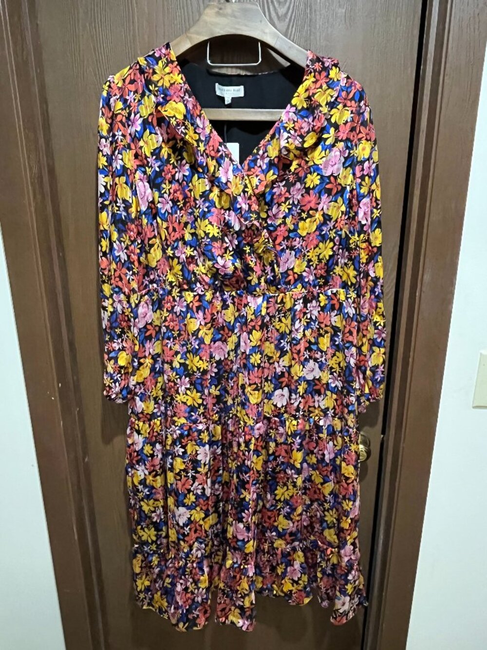 Skies Are Blue Curvy Floral Dress 2X Multicolor Tiered Ruffle V‑Neck NWT